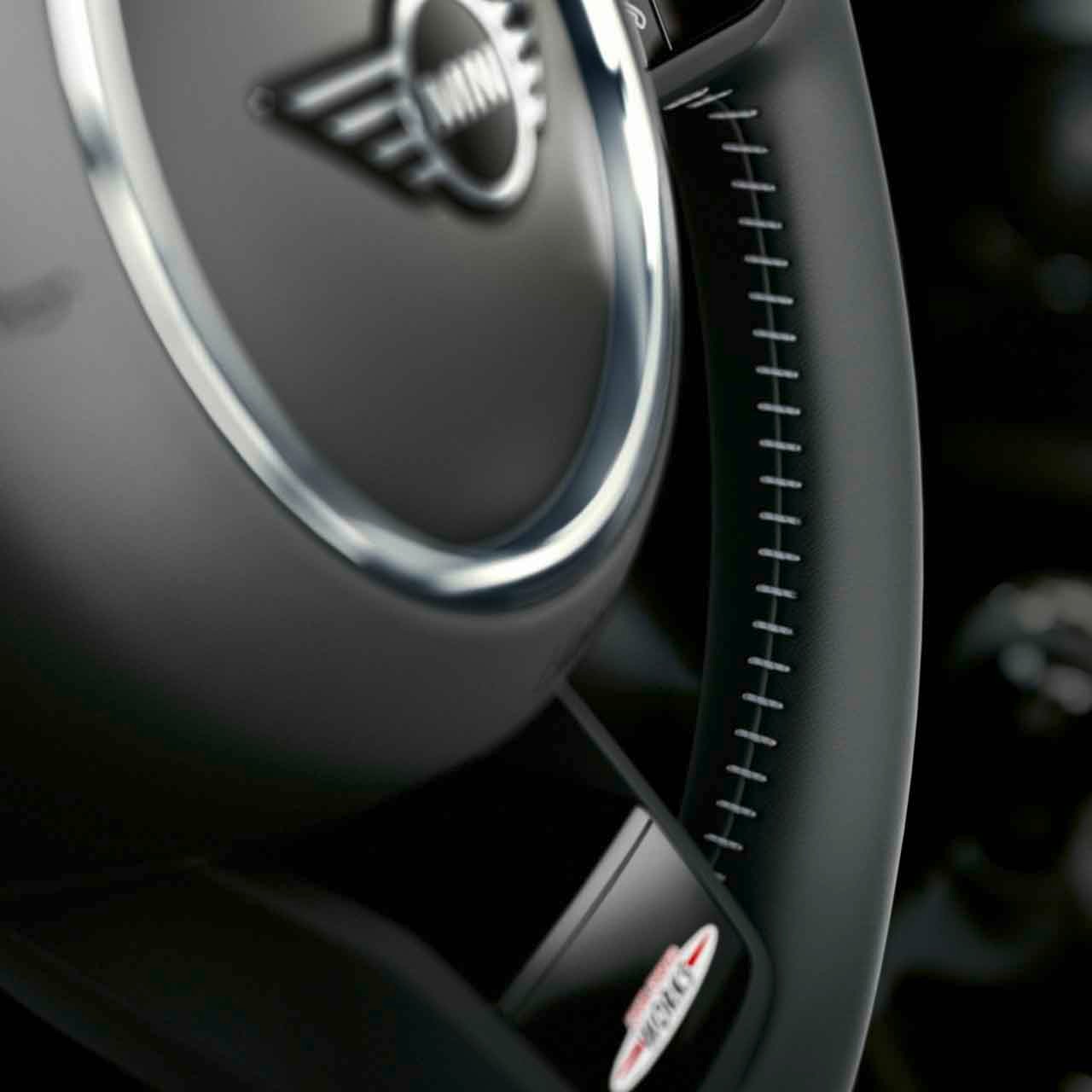 NOVO MINI JCW.